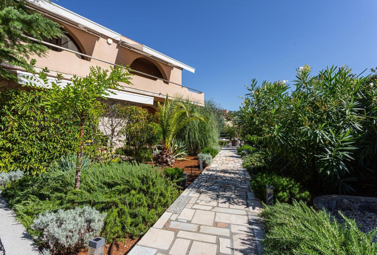 Apartments House Barbara 2 Kornić Екстериор снимка