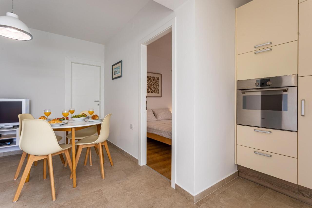 Apartments House Barbara 2 Kornić Екстериор снимка
